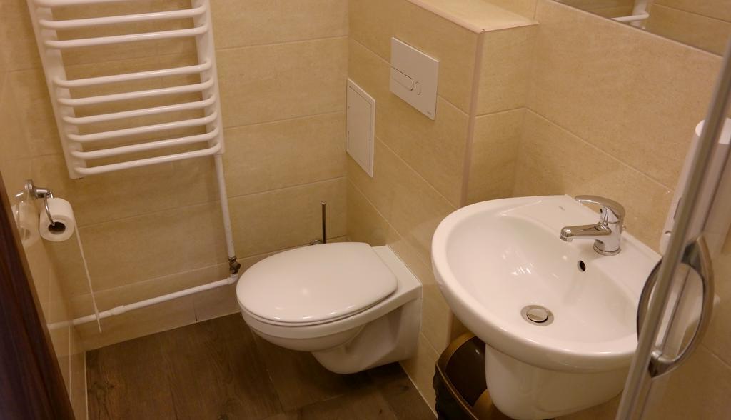 Aparthotel Osrodek Scsk Optima Krakau Exterior foto