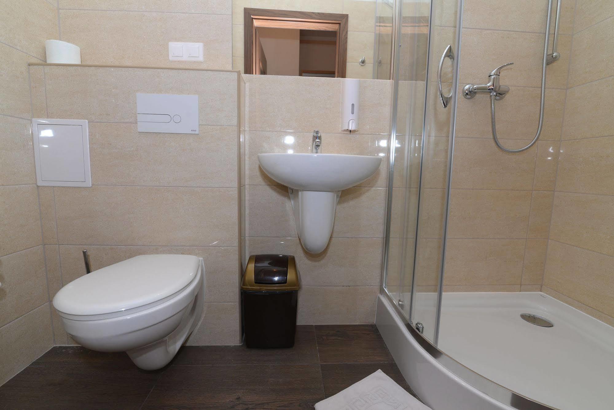 Aparthotel Osrodek Scsk Optima Krakau Exterior foto